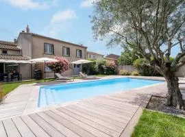 Beautiful Home In Villegly With Kitchen
