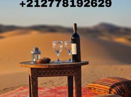 Merzouga Glossy Camp，位于梅尔祖卡的酒店