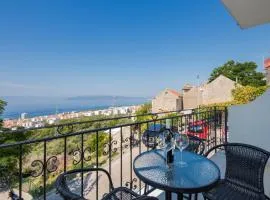 Pet Friendly Home In Makarska With Wifi