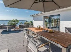 Cozy Home In Bosau With Kitchen