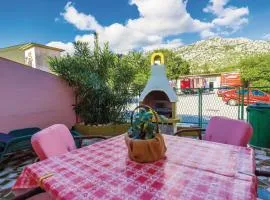 1 Bedroom Amazing Apartment In Karlobag