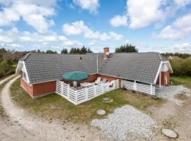 Pet Friendly Home In Ringkøbing，位于森讷维的酒店