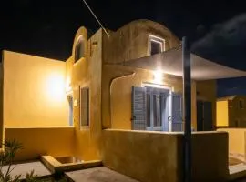 Villa Kirina Private Traditional House