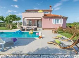 Cozy Home In Pula With Wifi