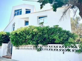 Starbal Apt，位于埃斯卡斯特利的自助式住宿