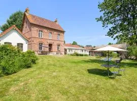 Beautiful Home In Fressin With Kitchen
