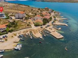 Lovely Apartment In Kustici, Novalja