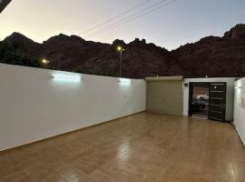 شقق وغرف خاصة الشفاء，位于哈伊勒的酒店