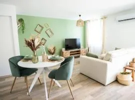 NUXIA Suites&SPA L'Abohème Chic