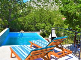 Pet Friendly Home In Sveti Juraj，位于斯维蒂尤拉伊的酒店