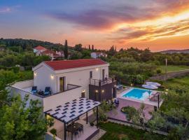 Beach Front Home In Zdrelac，位于泽德瑞拉克的酒店