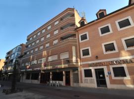 戈雅I旅馆，位于埃纳雷斯河畔圣费尔南多的旅馆