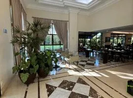 Flat Univer Pamplona Jardins com cozinha e garagem 2806