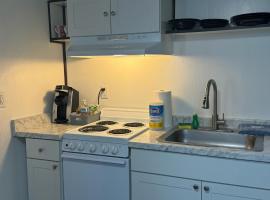 Kings Studio Apartment C