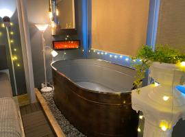 EL MEIR PRIME CABIN w/ Bathtub near EK，位于Santa Rosa的酒店