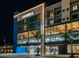 Cambria Hotel St Petersburg-Madeira Beach Marina，位于圣徒皮特海滩的酒店