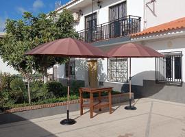 Villa Turística Miguel，位于普利纳斯的酒店