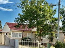 Easy Stay House，位于Merrylands的酒店
