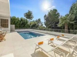 Villa in Ibiza with views of Formentera