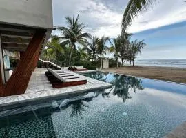 Lujoso Studio Frente al Mar