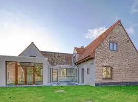 4 Bedroom Awesome Home In Diksmuide