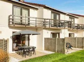 Beautiful Apartment In Bredene