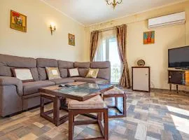 Amazing Apartment In Raslina With Wifi