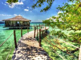 Ratua Private Island Resort，位于Aimbuei Bay的度假村