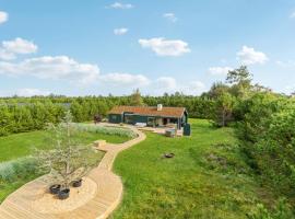 3 Bedroom Amazing Home In Jerup，位于耶鲁普的酒店