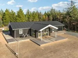 4 Bedroom Awesome Home In Blokhus