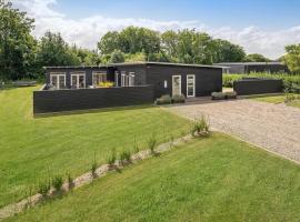 Stunning Home In Haderslev With Sauna，位于哈泽斯莱乌的酒店