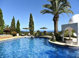 Holiday home with alfresco dinning，位于圣卡洛斯的酒店