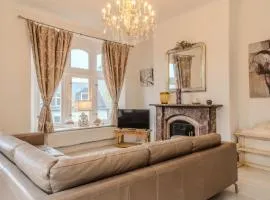 Palace View Apartment