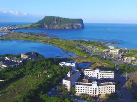 济州普雷斯坎普酒店，位于西归浦市的酒店