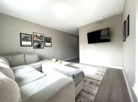 Central Cedar Falls Townhome - King Beds!