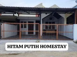 Homestay Kemaman - Hitam Putih Homestay