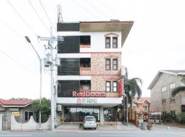 RedDoorz Plus at MM Hotel Las Pinas former RedDoorz Plus Near Bamboo Organ，位于马尼拉的酒店