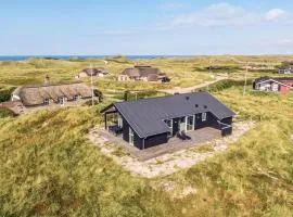 Cozy Home In Ringkøbing With Kitchen