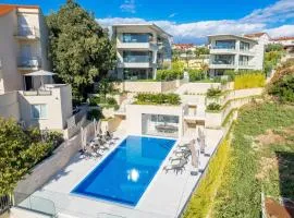 3 Bedroom Beach Front Apartment In Krk