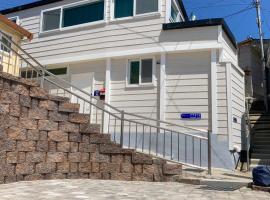 Donghae ocean house，位于东海市的酒店