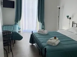 Falaride suite Agrigento discesa sulla valle di oro