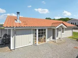 4 Bedroom Stunning Home In Gråsten