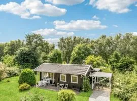 2 Bedroom Amazing Home In Melby