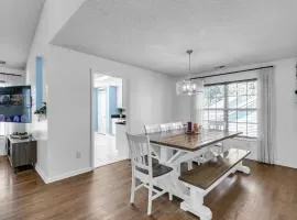 Modern 6BR Haven with Playroom, Gym & Deck! home