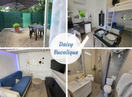 Daisy Bucolique #Parking #Terrasse #Calme，位于伊格涅的酒店