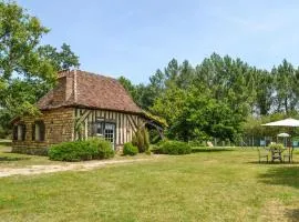 Nice Home In Église-Neuve-D'issac