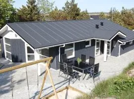 Holiday Home Gøgevej Henne I