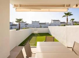 Atlántico Sol apartamentos frente al mar，位于萨阿拉德洛斯阿图内斯的酒店