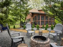 Private Hot Tub and Game Room Pocono Family Cabin!
