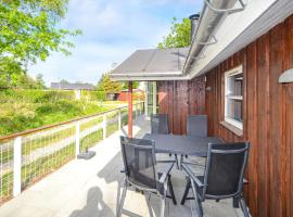 Awesome Home In Grenaa With Kitchen，位于格雷诺的酒店